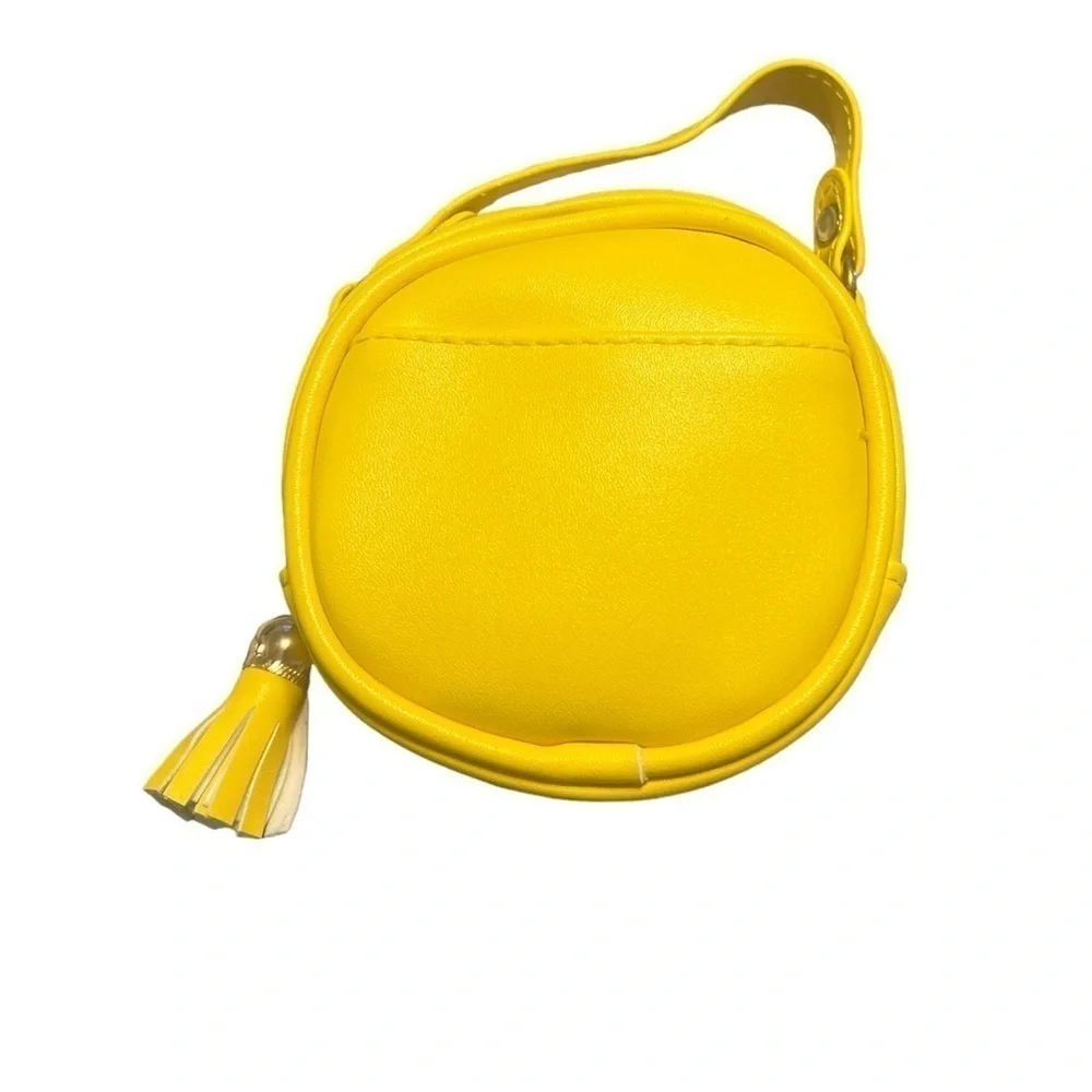 CROSSBODY bag with goldstone chain. Yellow